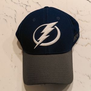 Mens Tampa Bay Lightning Adidas hat S/M